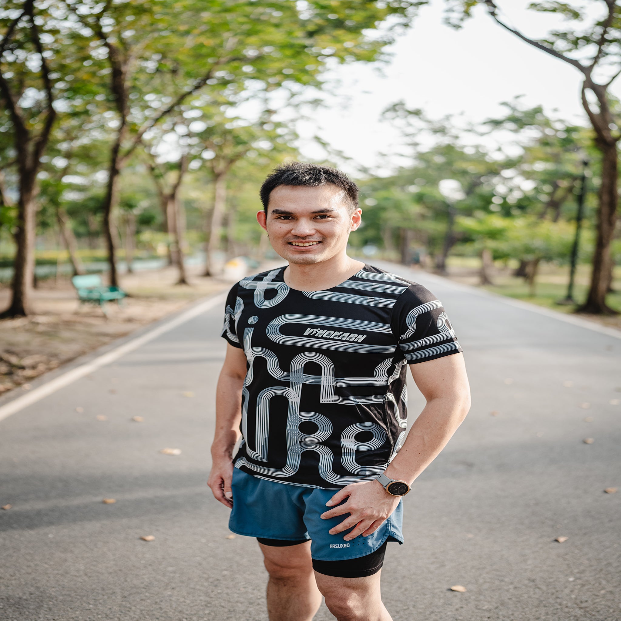 Round neck running track shirt Black